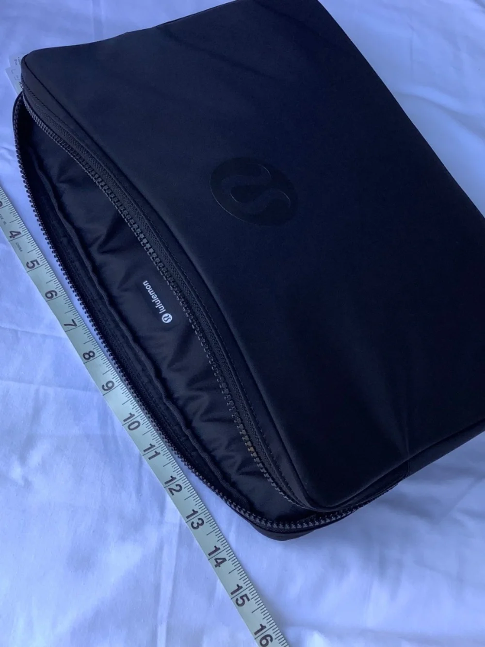LuLuLemon Laptop Sleeve, OS, Black